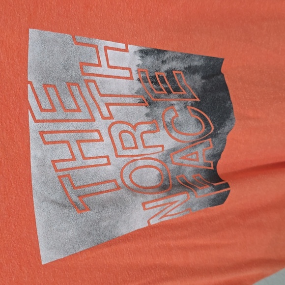 The North Face Women's Orange Graphic Tee Short Sleeve Top T-Shirt Medium - Picture 3 of 11